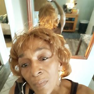 Meet your Posher, Donna